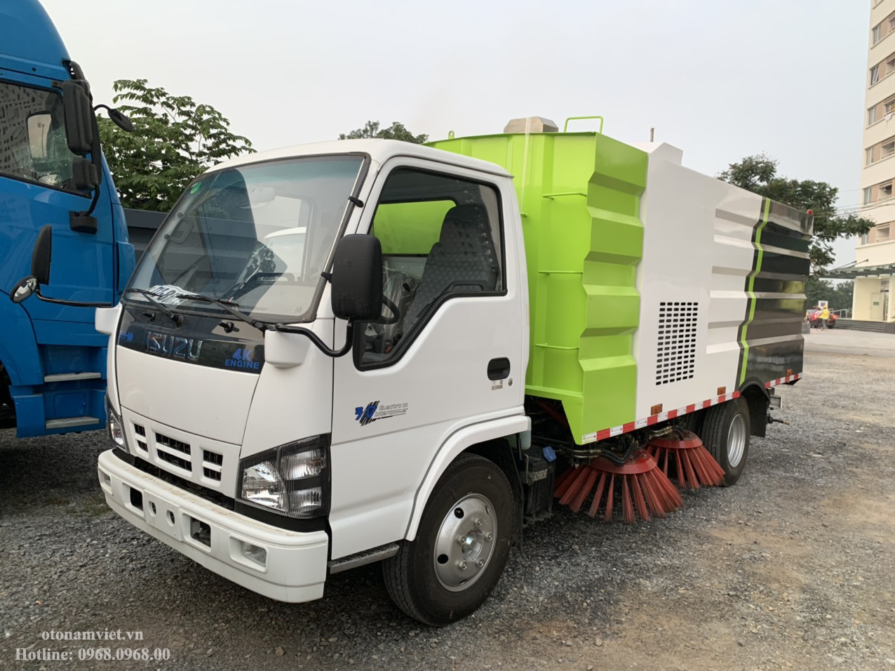Xe quét đường isuzu